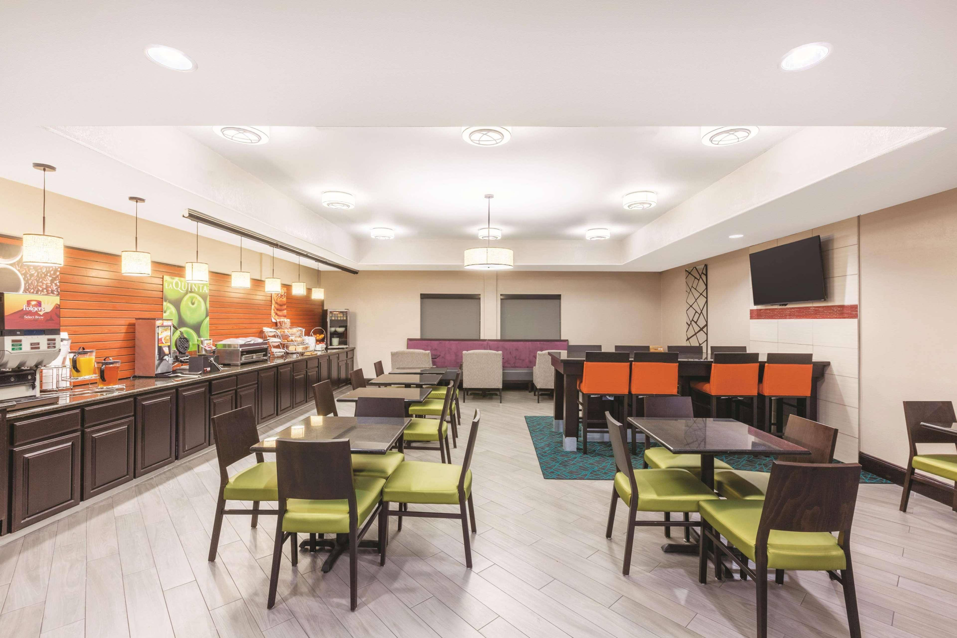 La Quinta By Wyndham Houston Iah Bush Intl Airport E Hotel Humble Buitenkant foto
